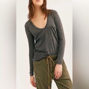 Free People We The Free Betty Long Sleeve Tee Shirt Dark Gray Size S Pocket Tee